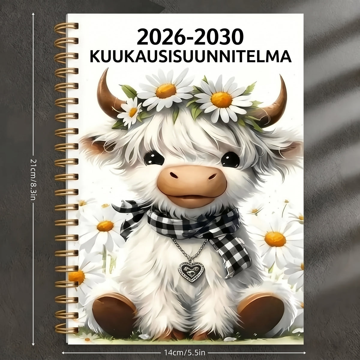 Viiden vuoden A5-kuukausikalenteri 2026–2030 skotlantilaisella ylämaankarjadesignilla