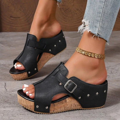 Naisten peep-toe-kiilakorkosandaalit korokepohjalla