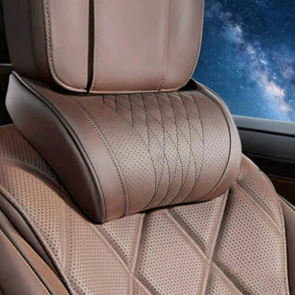 Universaali memory foam -niskatyyny autoon